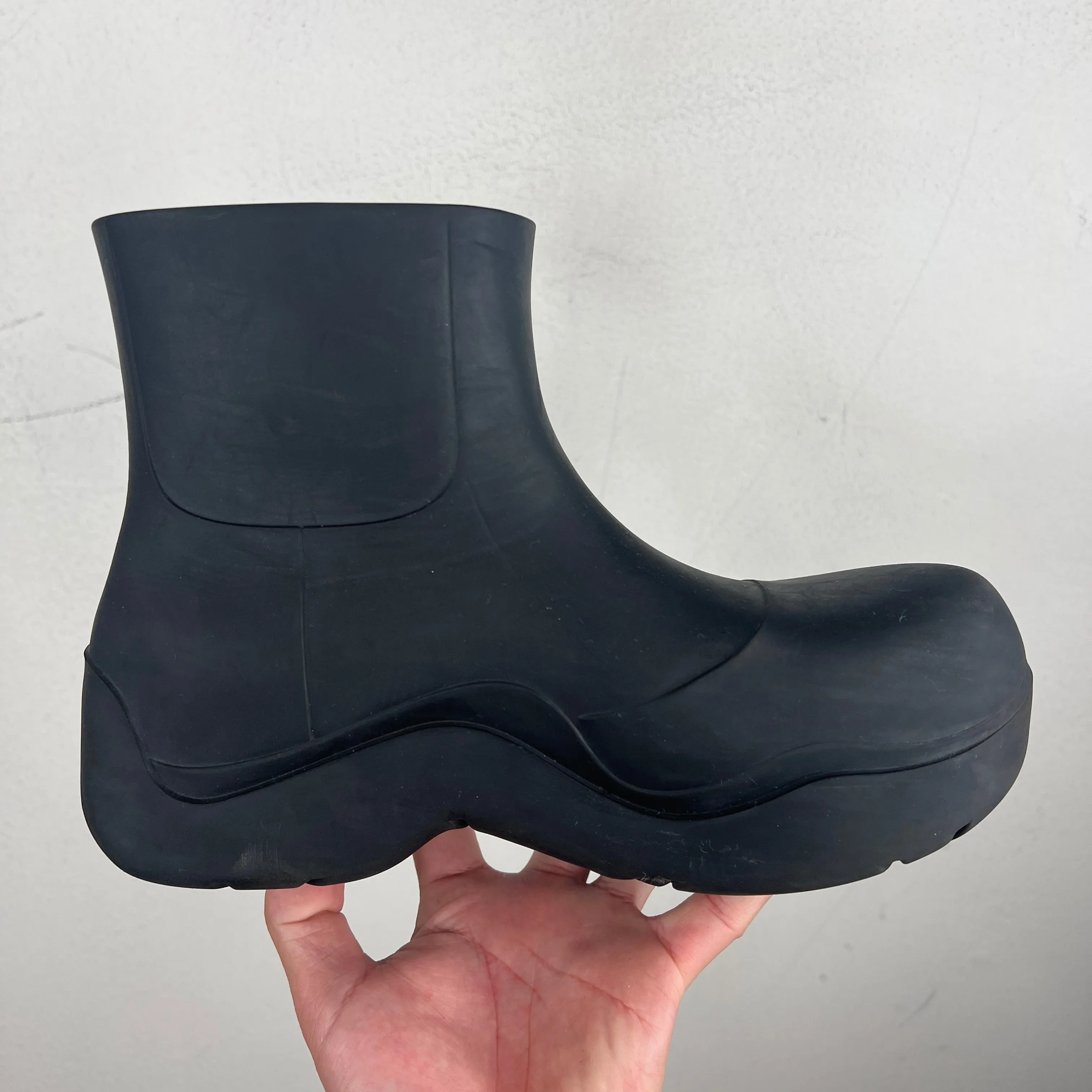 Bottega Veneta Black Puddle Boots