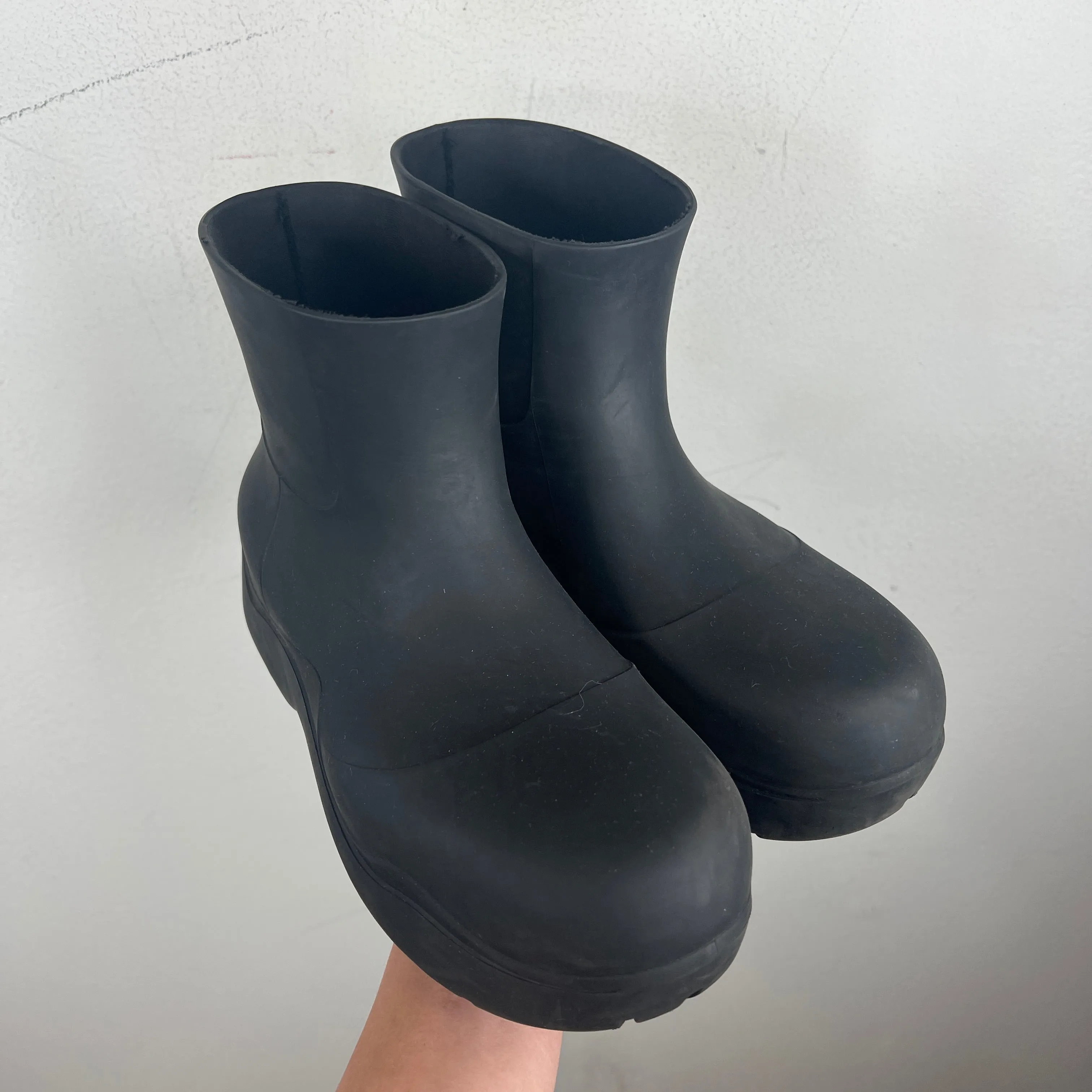 Bottega Veneta Black Puddle Boots