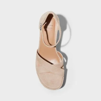 New - Women's Becky Platform Heels with Memory Foam Insole - A New Day Tan 9.5