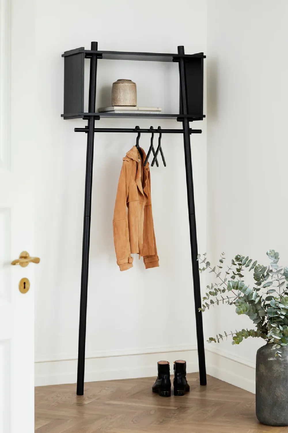 Oak Minimalist Wardrobe S | WOUD Töjbox