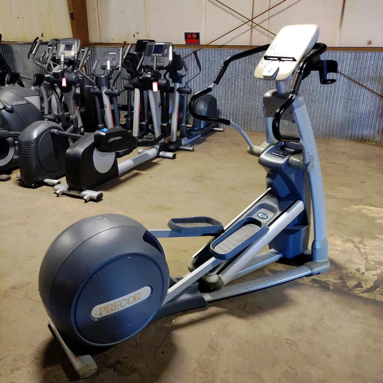 Precor Elliptical EFX 546i Commercial Grade