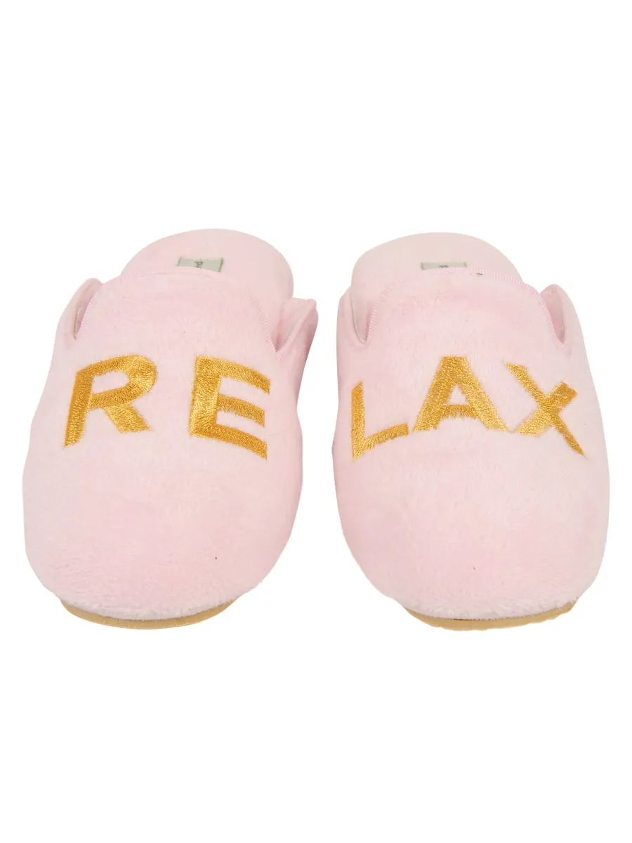 Relax Embroidered Slippers