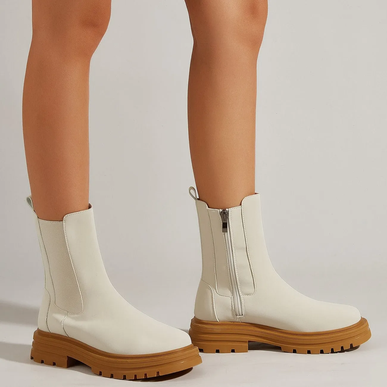 Side Zip Chelsea Boots