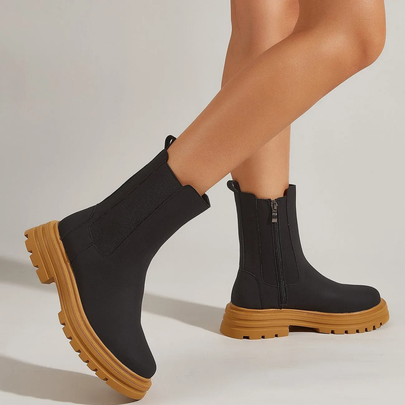 Side Zip Chelsea Boots