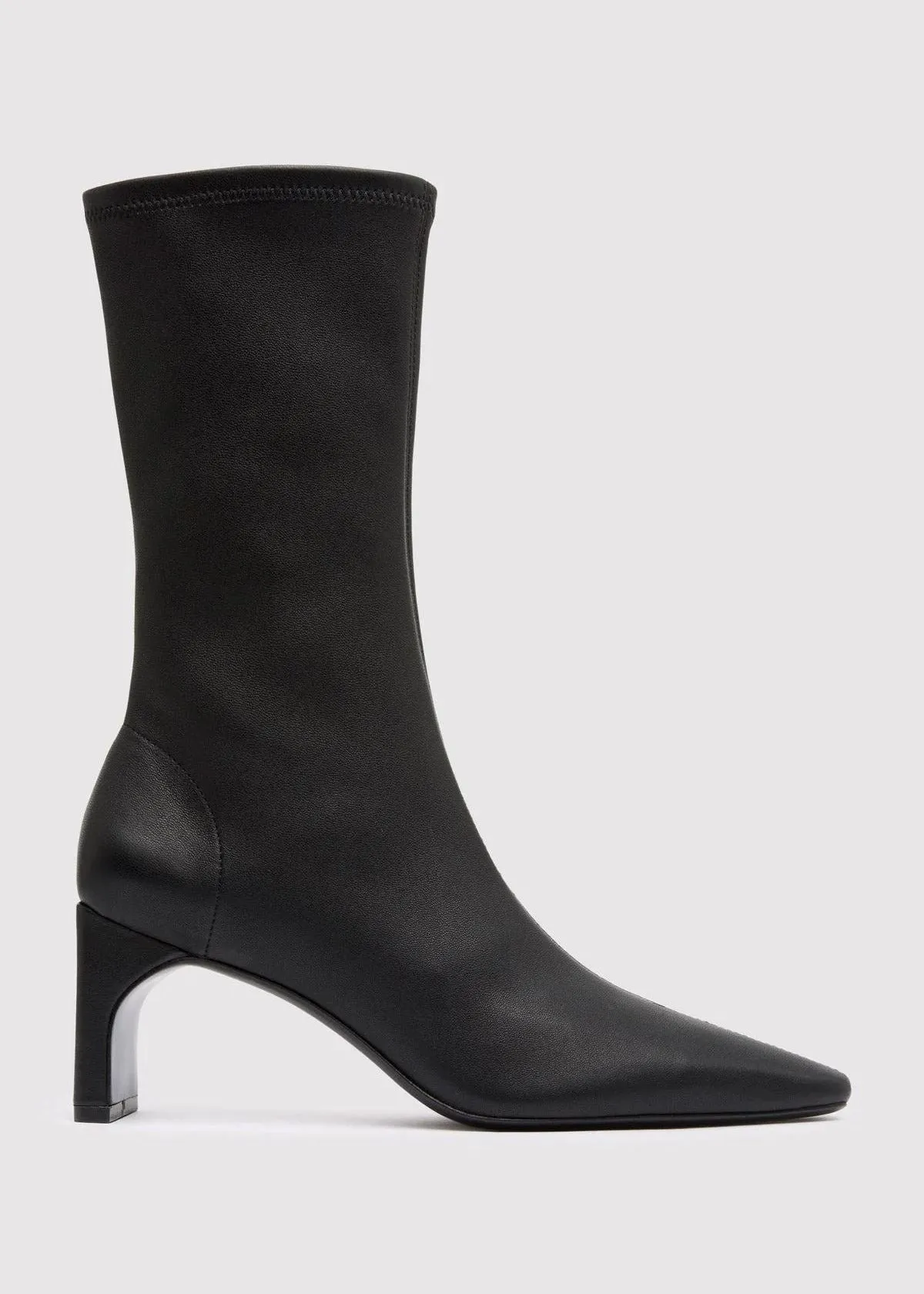 ST. AGNI Hanne Boot - Black