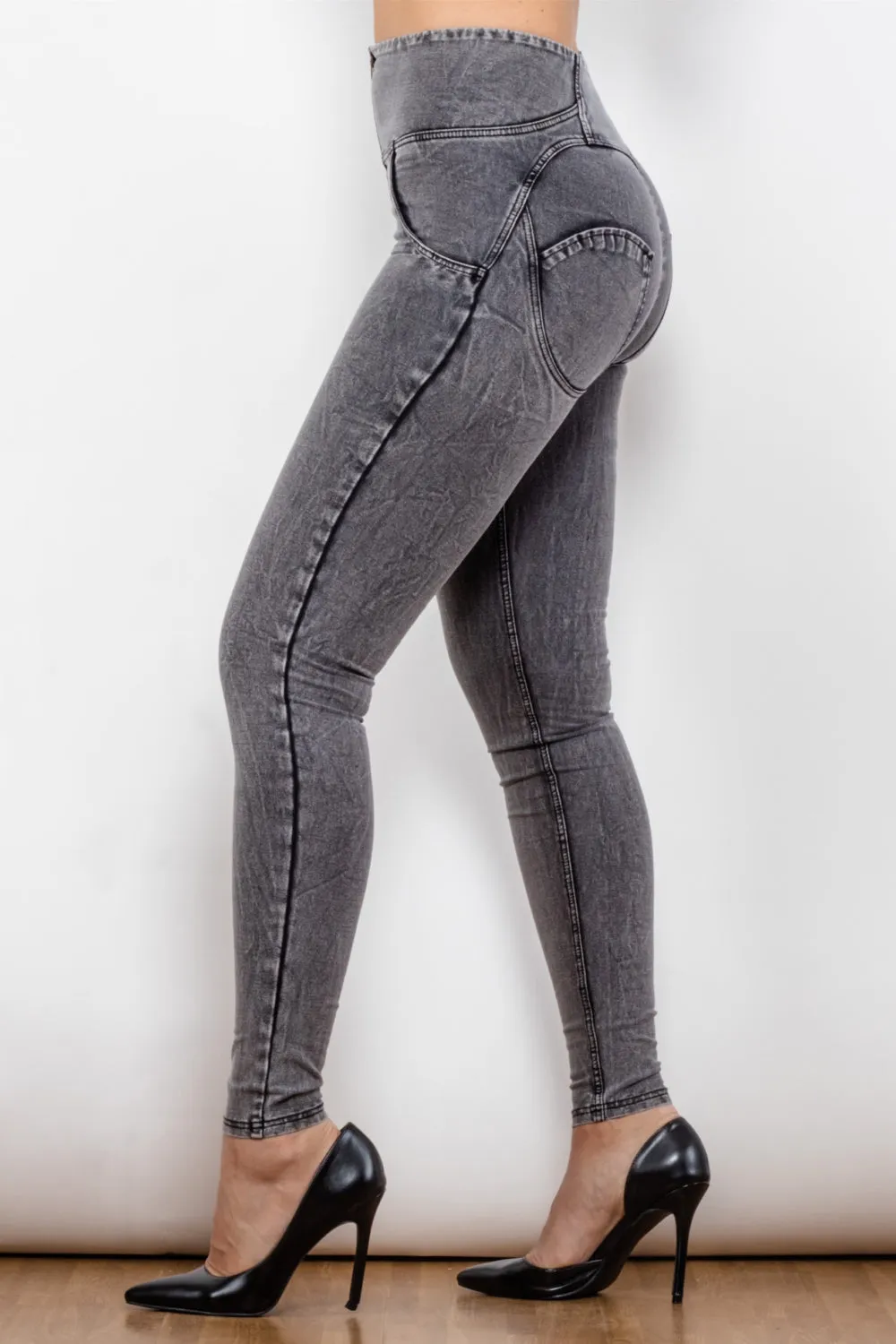 Zip Closure Skinny Jeans with Pockets